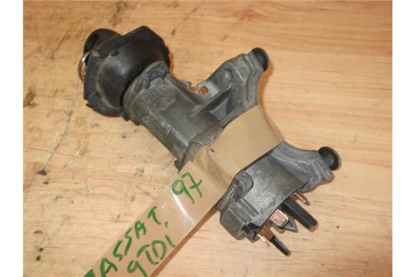 Recambio de clausor para volkswagen passat berlina (3b2) 1.9 tdi referencia OEM IAM 4B0905851A  