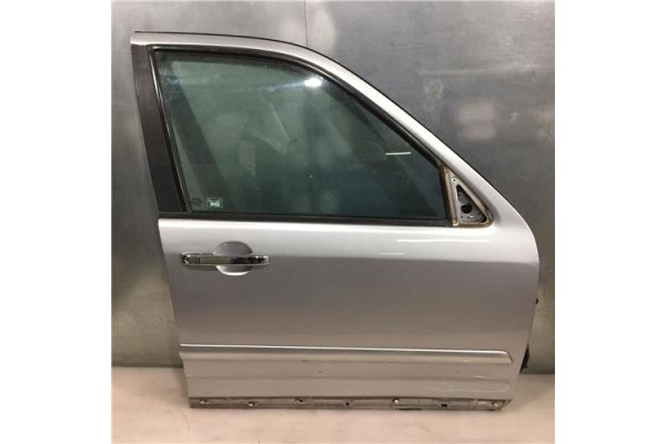 Recambio de puerta delantero derecha para honda cr-v (rd8) 2.2 ctdi referencia OEM IAM 67010SCAE00ZZ  