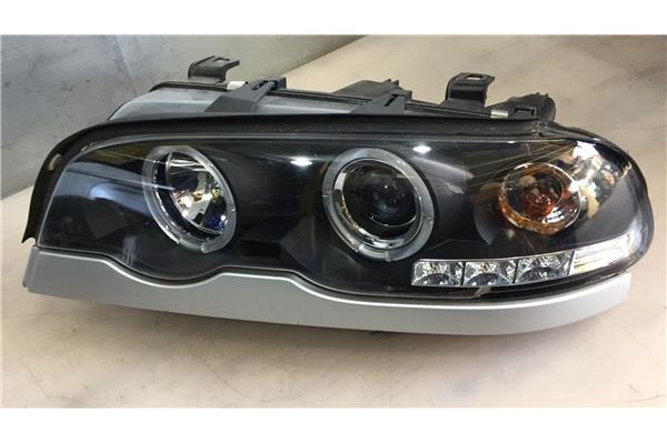 Recambio de faro delantero dcho para bmw serie 3 coupe (e46) 3.0 330 ci referencia OEM IAM SK3301103992D SK3301203992D 