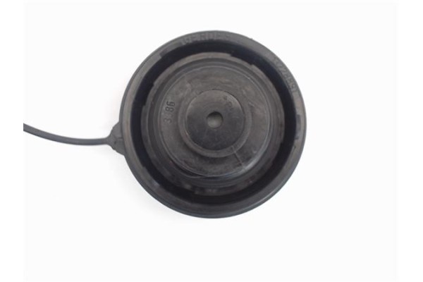 Recambio de tapon combustible para volkswagen polo iv (9n3) 1.4 advance referencia OEM IAM 107201551FG  