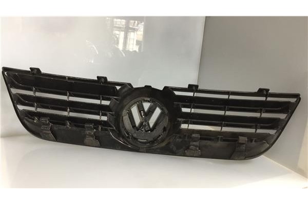Recambio de rejilla capo para volkswagen polo iv (9n1) 1.4 fsi referencia OEM IAM 6Q0853653L  