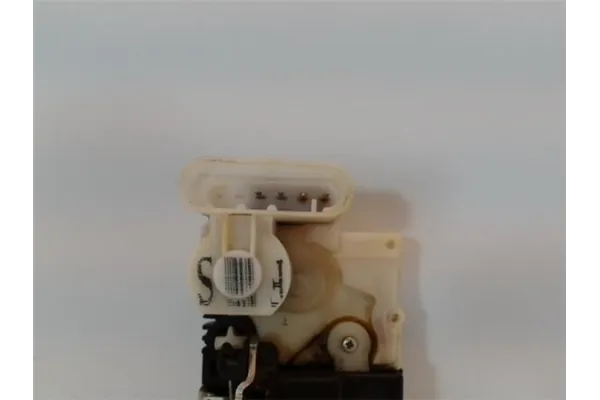 Recambio de cierre electromagnetico trasero derecho para lancia lybra berlina 2.4 jtd (839axe1a) referencia OEM IAM 46768176  