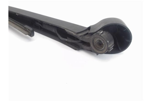 Recambio de brazo limpiaparabrisas trasero para volkswagen golf vii variant (ba5) referencia OEM IAM 6R6955707B  