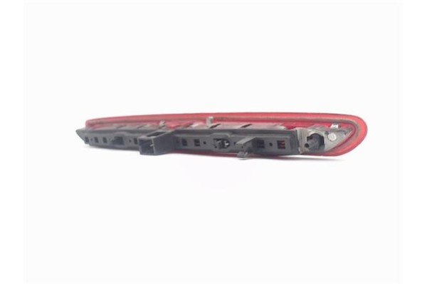 Recambio de luz central de freno para fiat punto / grande punto (199) 1.2 referencia OEM IAM   