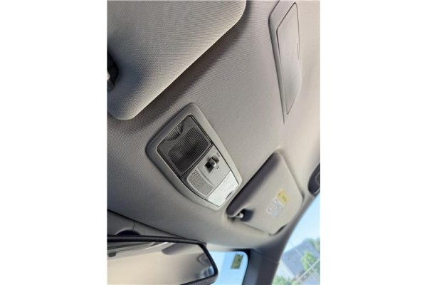 Recambio de luz delantero central techo para mitsubishi outlander (gf0/gg0) 2.0 phev kaiteki 4wd (gg2w) referencia OEM IAM 8401A