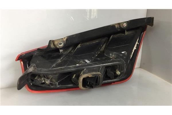 Recambio de piloto trasero derecho para fiat punto / grande punto (199) 1.4 referencia OEM IAM 1C0945171 1C0945171C 
