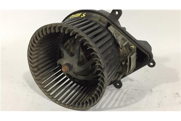 Recambio de motor calefaccion para citroen saxo 1.4 vts referencia OEM IAM 846441N C22 