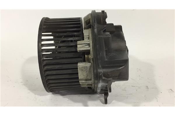 Recambio de motor calefaccion para citroen saxo 1.4 vts referencia OEM IAM 846441N C22 