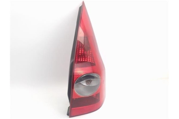 Recambio de piloto trasero derecho para renault megane ii ranchera familiar (km0/1_) 1.9 dci referencia OEM IAM   
