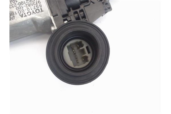 Recambio de mecanismo elevalunas delantero izquierdo para toyota yaris (ksp9/scp9/nlp9) 1.3 vvt-i referencia OEM IAM 857100D100 
