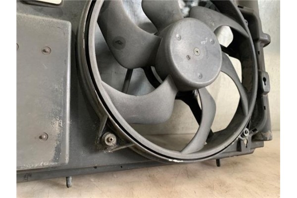 Recambio de electroventilador para citroen xsara picasso 2.0 hdi referencia OEM IAM 125396 1308V7 