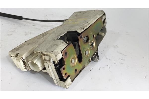 Recambio de cierre electromagnetico trasero derecho para ford galaxy (vx) 2.0 i referencia OEM IAM 93BG220A20DD  