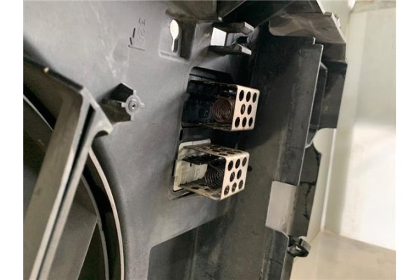 Recambio de electroventilador para citroen xsara picasso 2.0 hdi referencia OEM IAM 125396 1308V7 