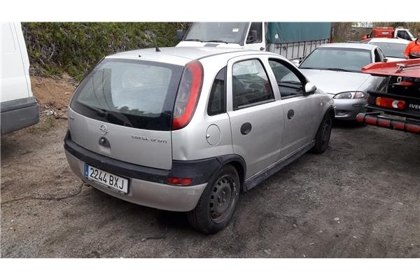opel corsa c del año 2002