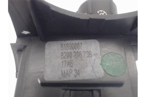 Recambio de mando de luces para renault scenic ii (jm) referencia OEM IAM 8200206738 61890007 