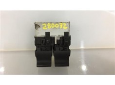 Recambio de mando elevalunas para renault megane ii (bm0/1_, cm0/1_) 1.9 dci (bm0g, cm0g) referencia OEM IAM 8200315033  