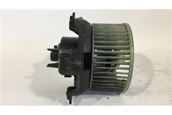 Recambio de motor calefaccion para citroen xsara berlina 1.6 i referencia OEM IAM 740471233F 210681233F 