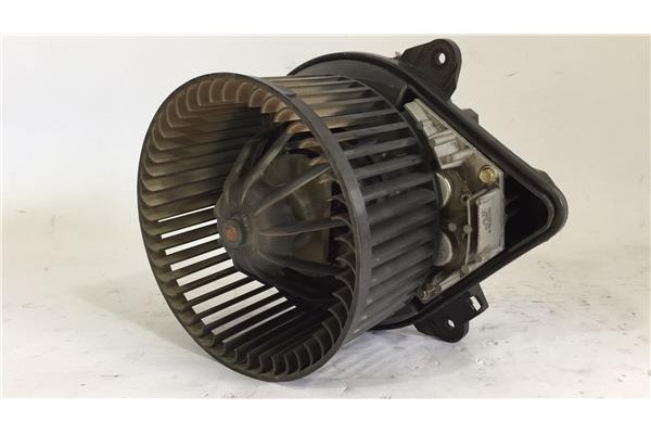 Recambio de motor calefaccion para citroen berlingo 1.9 d (mfdjy) referencia OEM IAM CL002 030672A 
