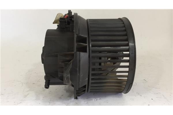 Recambio de motor calefaccion para citroen berlingo 1.9 d (mfdjy) referencia OEM IAM CL002 030672A 
