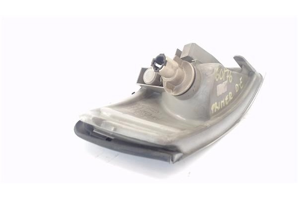 Recambio de intermitente delantero izquierdo para nissan primera berlina (p11) 2.0 td referencia OEM IAM 261352F000  