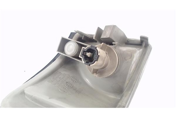 Recambio de intermitente delantero izquierdo para nissan primera berlina (p11) 2.0 td referencia OEM IAM 261352F000  