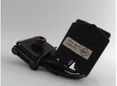 Recambio de anclaje cinturon trasero central para renault clio ii (xbo) 1.4 75cv referencia OEM IAM 7700432167F  