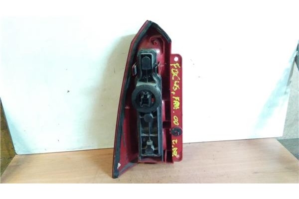 Recambio de piloto trasero derecho para ford focus familiar (cak) 1.8 ambiente referencia OEM IAM   