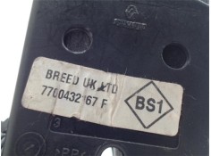 Recambio de anclaje cinturon trasero central para renault clio ii (xbo) 1.4 75cv referencia OEM IAM 7700432167F  