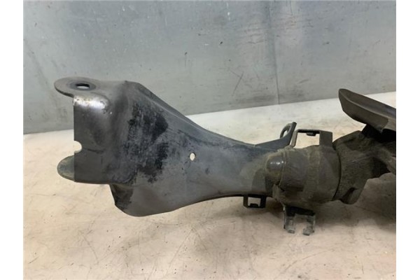 Recambio de mangueta delantero izquierda para nissan primera berlina (p11) 2.0 td referencia OEM IAM 400112J500  