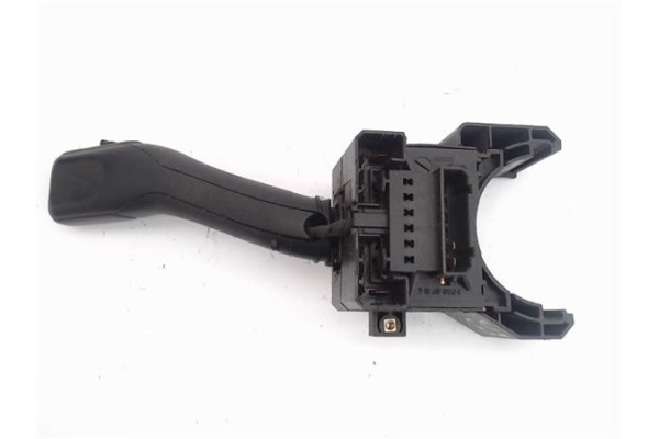 Recambio de mando limpiaparabrisas para seat leon (1m1) referencia OEM IAM 4B0953503F  4B0953503F01C , AUDI