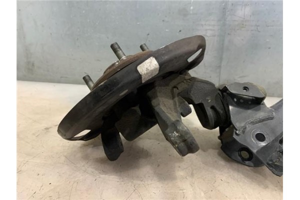 Recambio de mangueta delantero izquierda para nissan primera berlina (p11) 2.0 td referencia OEM IAM 400112J500  
