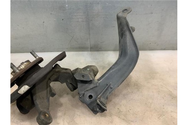 Recambio de mangueta delantero izquierda para nissan primera berlina (p11) 2.0 td referencia OEM IAM 400112J500  