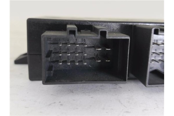 Recambio de centralita para audi a3 (8p1) 3.2 ambition quattro referencia OEM IAM 8P0907383  