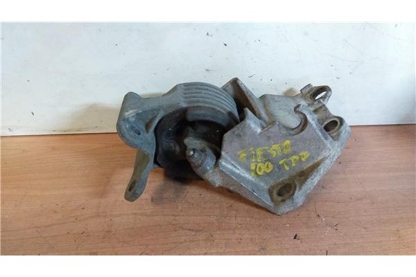 Recambio de soporte motor para ford fiesta berlina (dx) 1.8 ambiente referencia OEM IAM XS617M125AC  