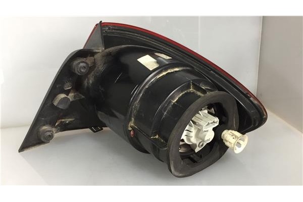 Recambio de piloto trasero izquierdo para seat toledo (5p2) 2.0 tdi 16v referencia OEM IAM 5P5945095C 5P5945111A 
