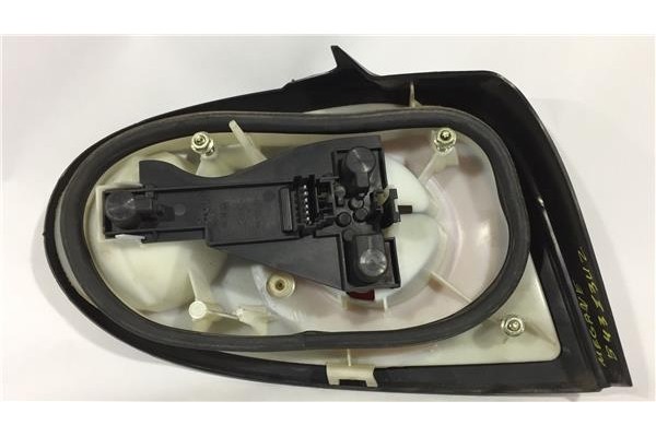 Recambio de piloto trasero derecho para renault megane i coupe (da0) 1.6 e (daof) referencia OEM IAM 7701040606 FP0976 