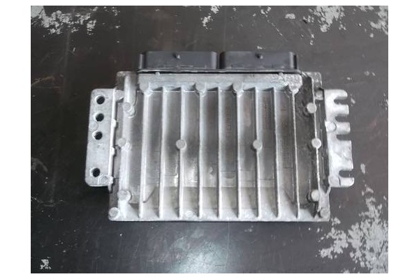 Recambio de centralita para renault scenic i (ja..)(1999) 2.0 16v rx4 referencia OEM IAM 8200048226 S110110228D 