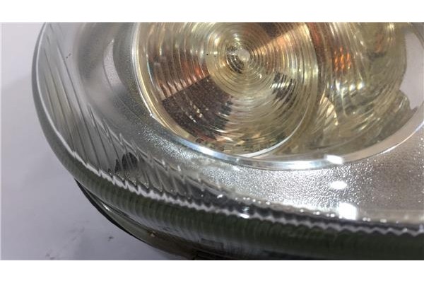 Recambio de faro delantero dcho para citroen saxo 1.5 d referencia OEM IAM 9636331680 89003433 