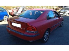 volvo s60 berlina del año 2002