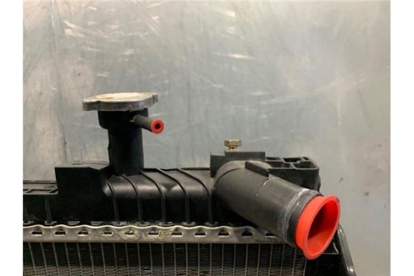 Recambio de radiador agua para nissan cabstar 3.0 dci referencia OEM IAM 21400MD41C 21400MB41C 