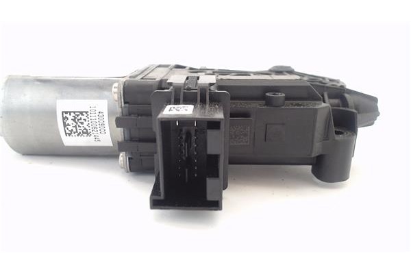 Recambio de motor elevalunas delantero derecho para seat ibiza berlina (6j5) 1.6 tdi referencia OEM IAM 6R0959802P  