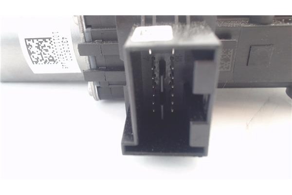 Recambio de motor elevalunas delantero derecho para seat ibiza berlina (6j5) 1.6 tdi referencia OEM IAM 6R0959802P  