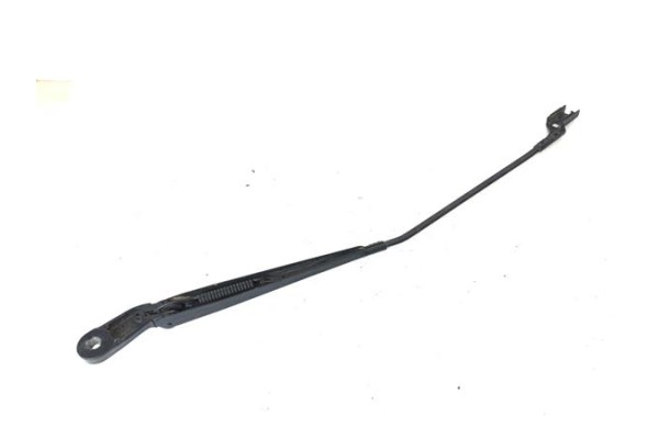 Recambio de brazo limpiaparabrisas delantero derecho para volkswagen polo iv (9n3) 1.4 advance referencia OEM IAM 6Q1955410B  