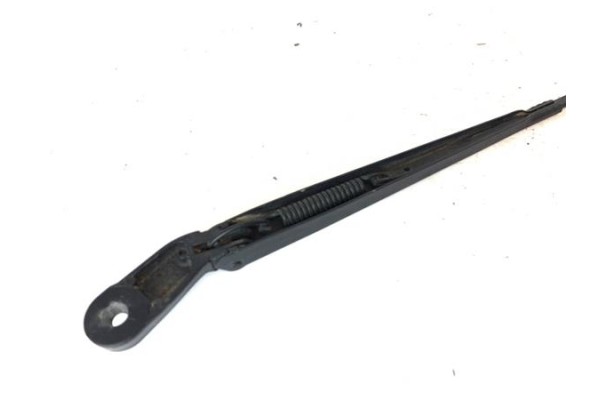Recambio de brazo limpiaparabrisas delantero derecho para volkswagen polo iv (9n3) 1.4 advance referencia OEM IAM 6Q1955410B  