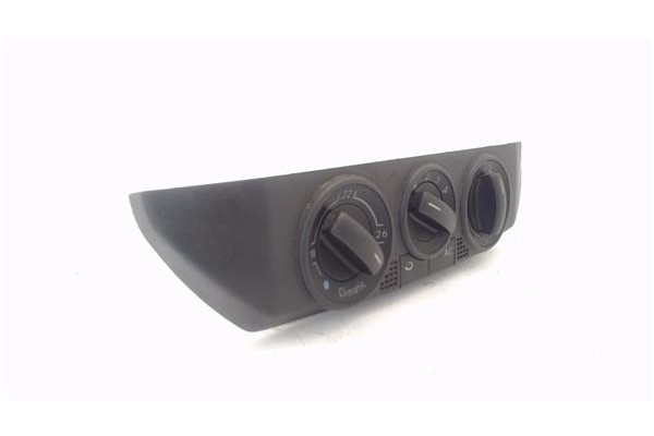Recambio de mandos climatizador para volkswagen polo iv (9n3) 1.4 advance referencia OEM IAM 6Q0820045G  