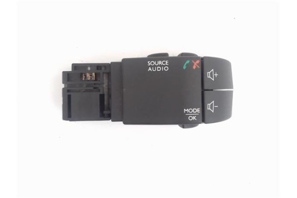 Recambio de mando multifuncion para dacia sandero i 1.2 16v referencia OEM IAM   