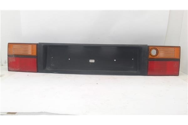 Recambio de piloto trasero central para volkswagen vento (1h2) referencia OEM IAM   