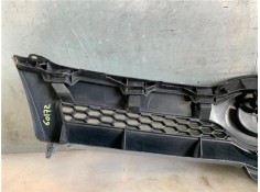 Recambio de rejilla paragolpes delantero para toyota corolla verso (r1) 2.2 d-4d referencia OEM IAM 531110F020  