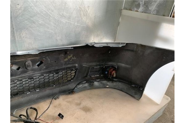 Recambio de paragolpes delantero para toyota corolla verso (r1) 2.2 d-4d referencia OEM IAM 521190F900  