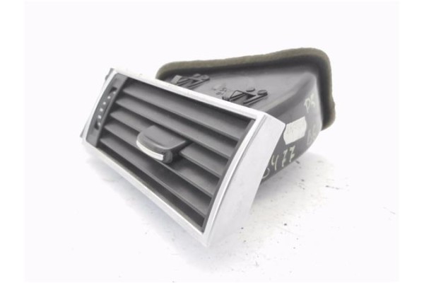 Recambio de rejilla entrada de aire para audi a6 avant (4f5) 2.0 tdi referencia OEM IAM 4F1820902D  